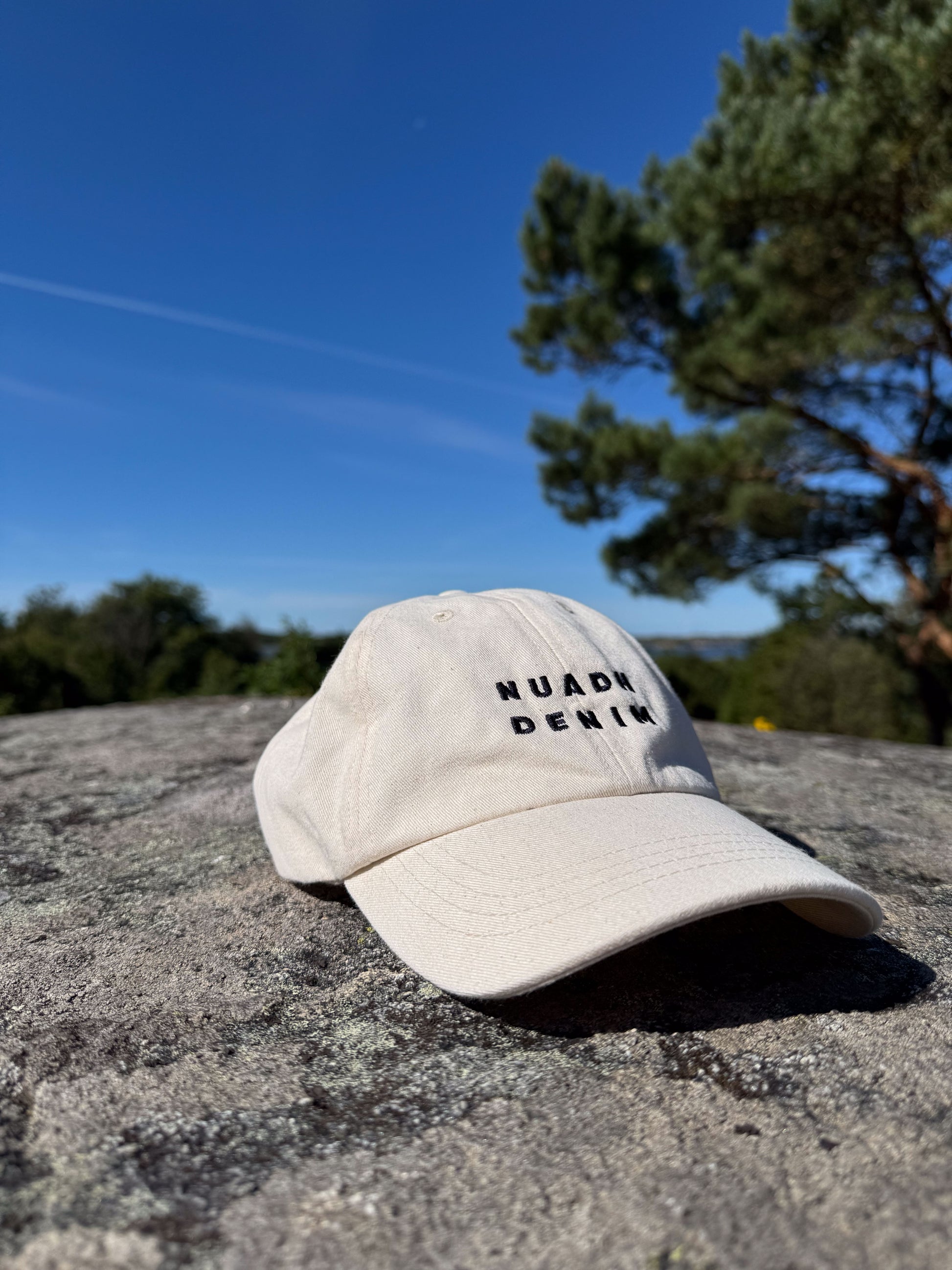 Nuadh denim Catacol Bay Dad cap